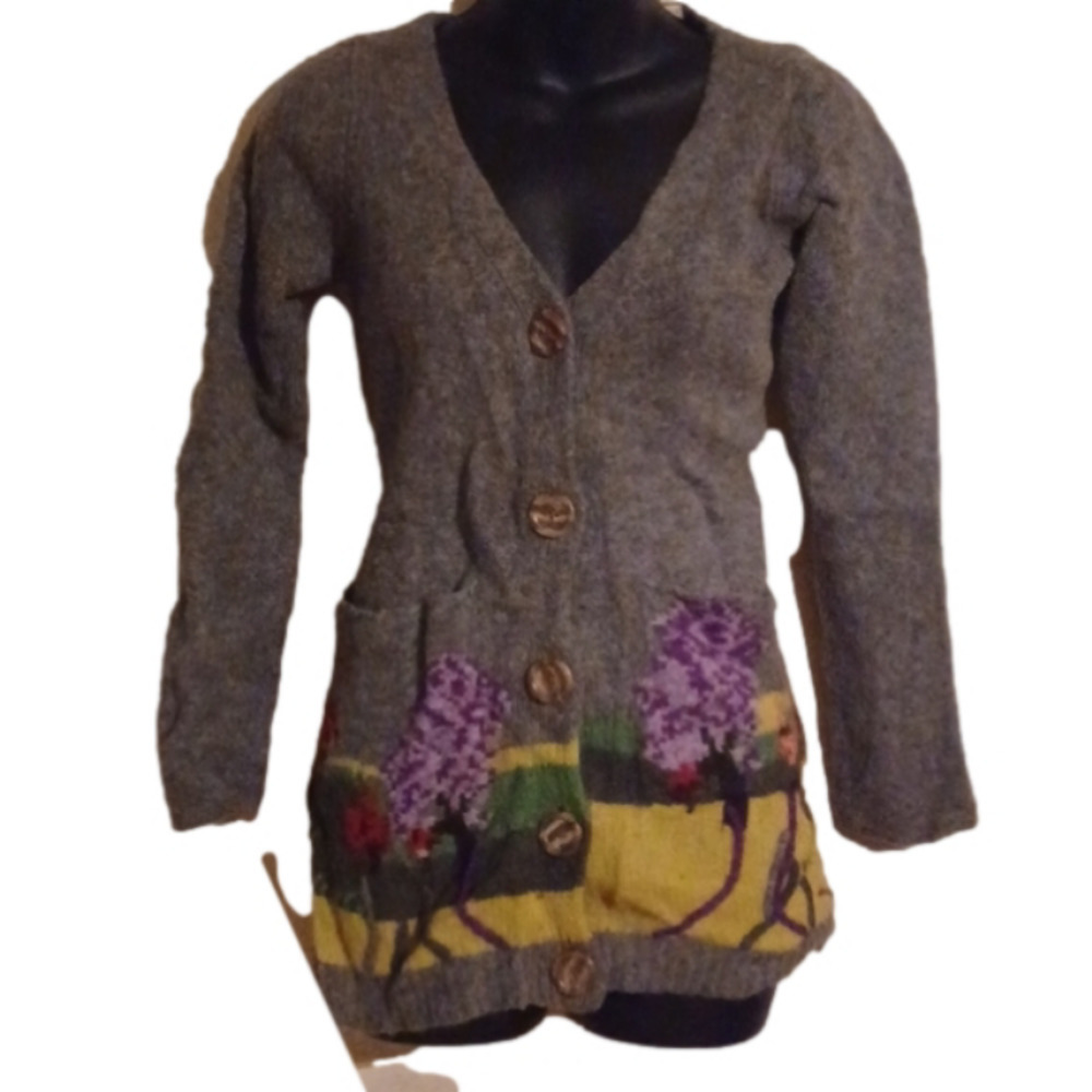 INGRID Hass 100% Lamb's Floral Pattern Accented Cardigan. Size Small.Anthro.